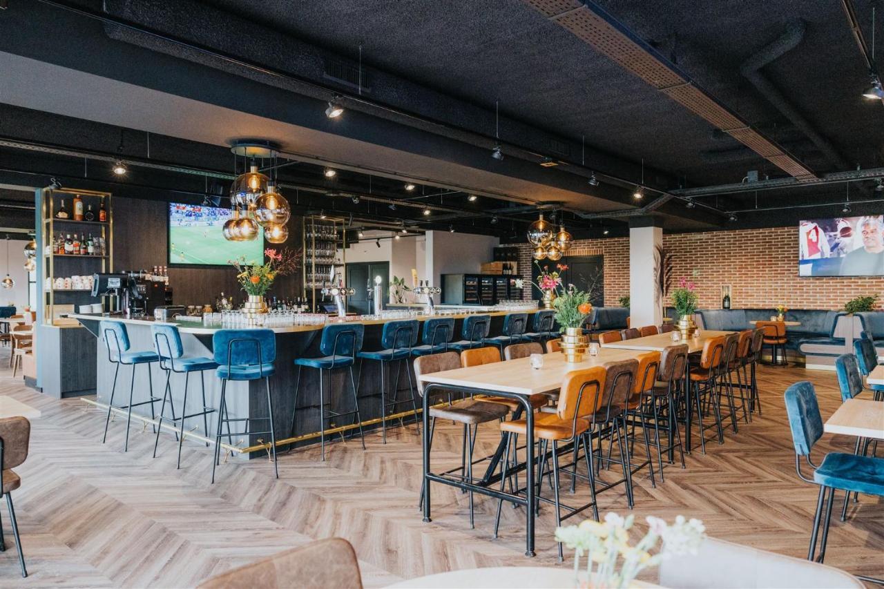 Hotel Sportsbar & Brasserie Dorhout Mees บิดดิงฮุยเซน ภายนอก รูปภาพ
