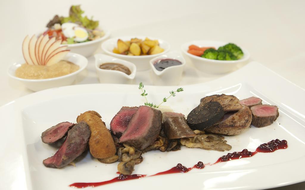 Hotel Sportsbar & Brasserie Dorhout Mees บิดดิงฮุยเซน ภายนอก รูปภาพ